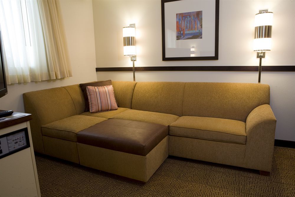Hyatt Place Grand Rapids South Wyoming Exterior photo