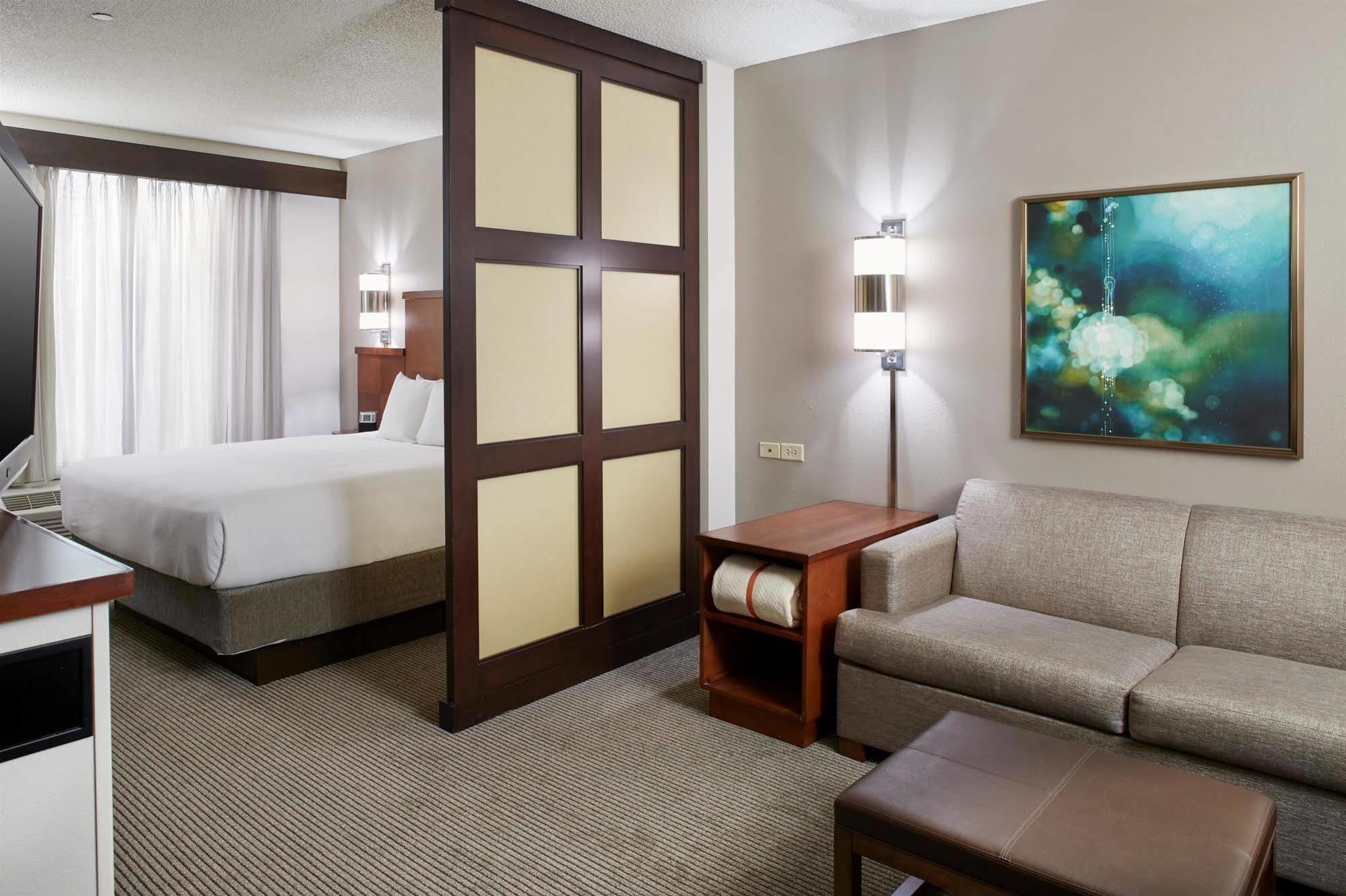 Hyatt Place Grand Rapids South Wyoming Exterior photo